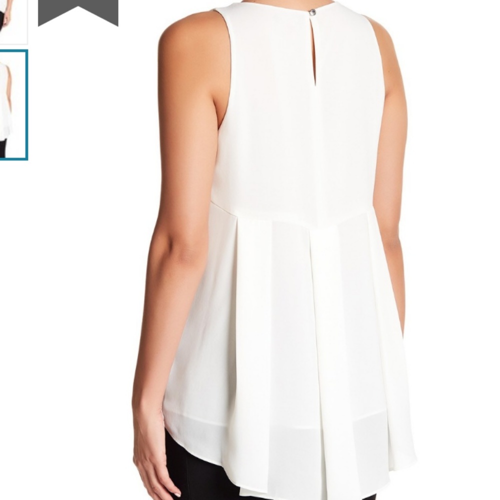 Vince Camuto Pleat Back Core Blouse - L